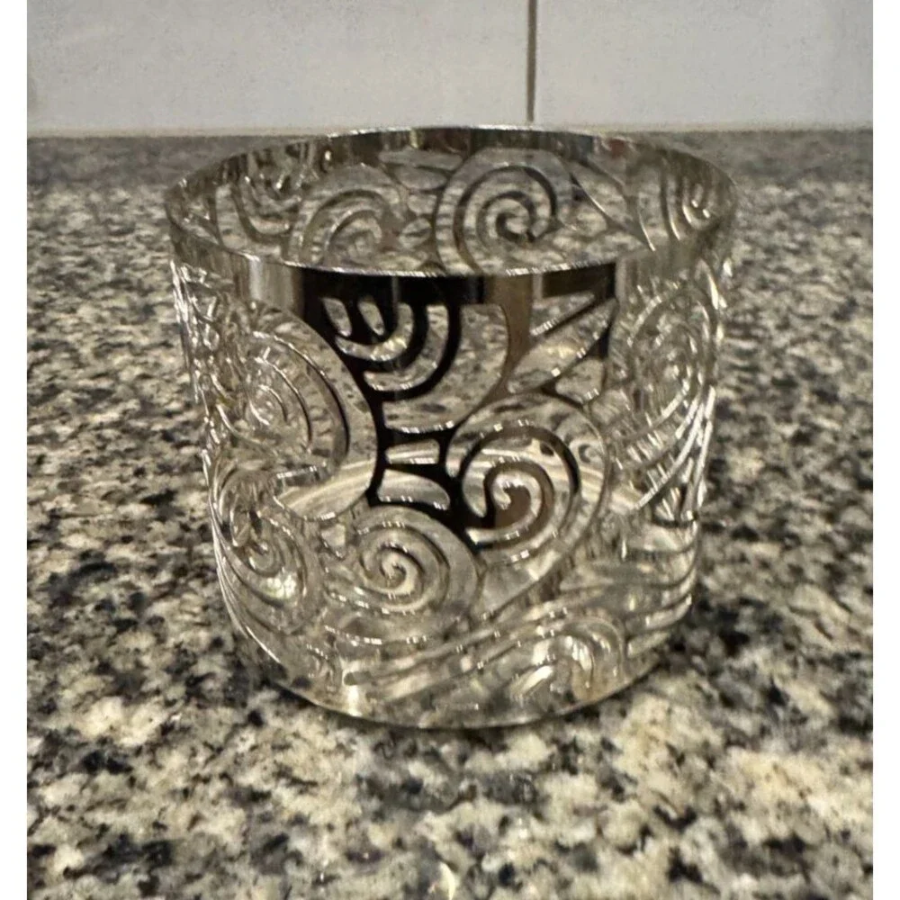 Bath & Body Works Slatkin Metal Swirling Pattern 3-Wick Candle Holder Sleeve